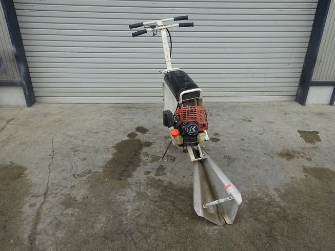 溝切機 MKSE-430R 写真２