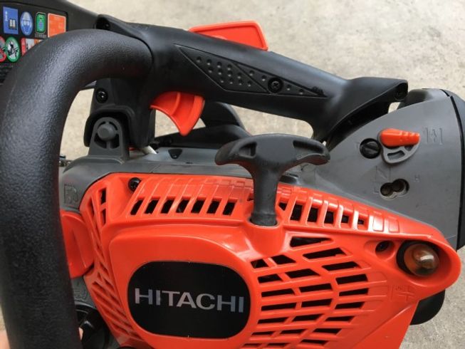 チェーンソー CS33EDTP 写真５