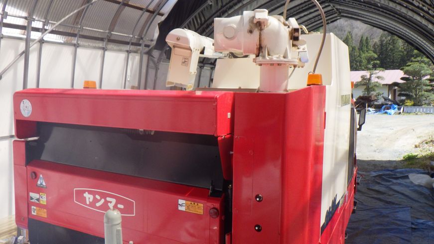 コンバイン GC325 写真２