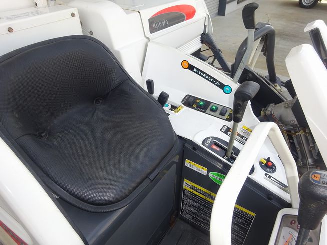 コンバイン AR216 写真８