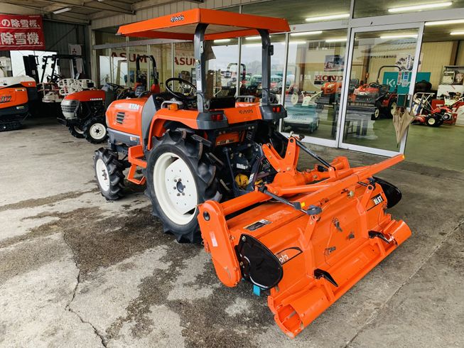 トラクター KT24 写真４