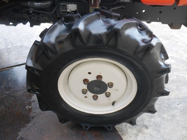 トラクター KB185 写真８