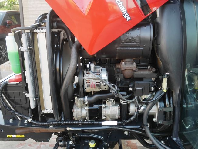 トラクター EG225 J-change 写真８