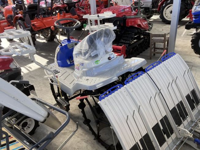 田植機 PPZ4-SS 写真３