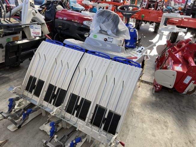 田植機 PPZ4-SS 写真４