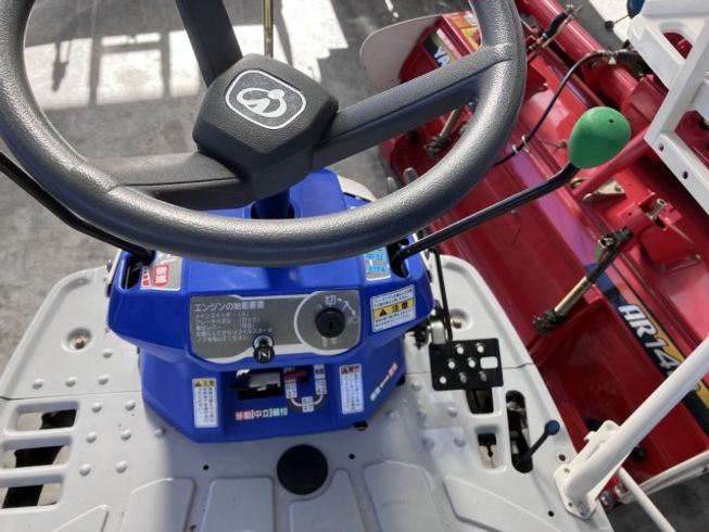 田植機 PPZ4-SS 写真５