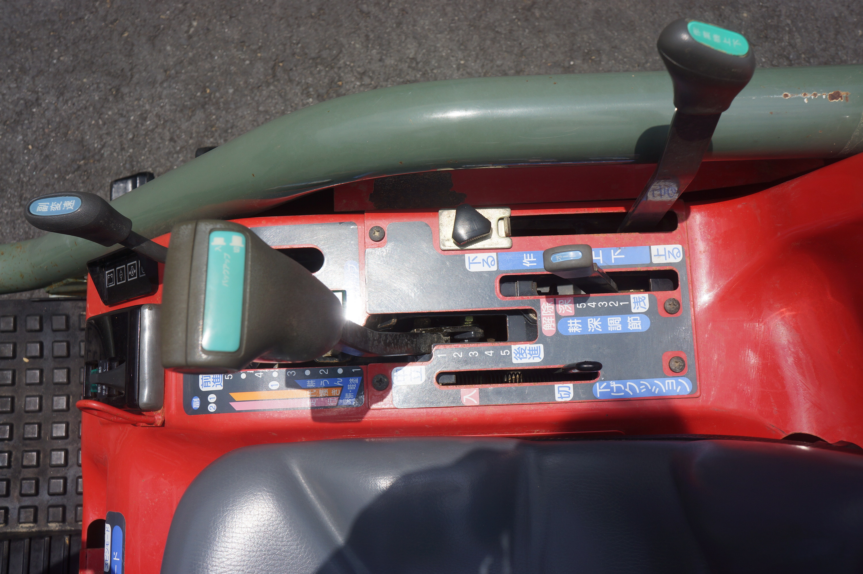 トラクター AC-18 写真５