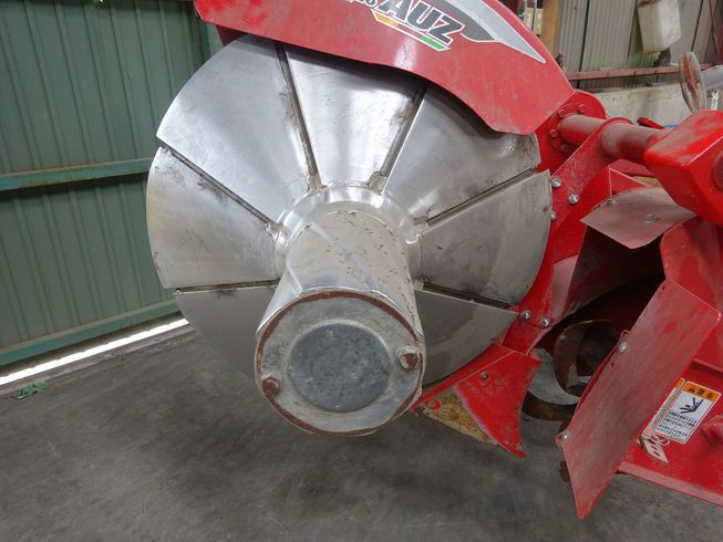 畦塗機 AUZ302J 写真４