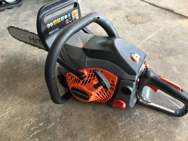 チェーンソー CS33EB 写真４