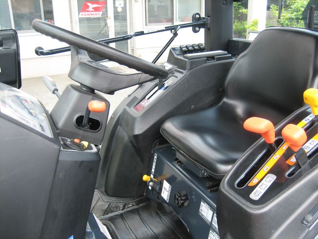トラクター TH255QCY 写真７