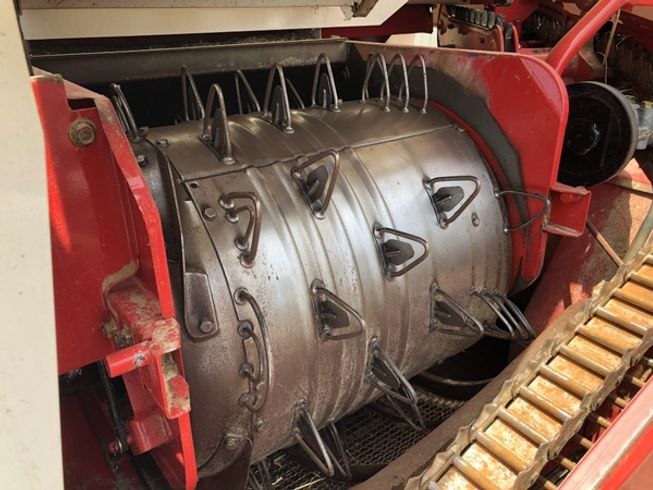 コンバイン GC328 写真９