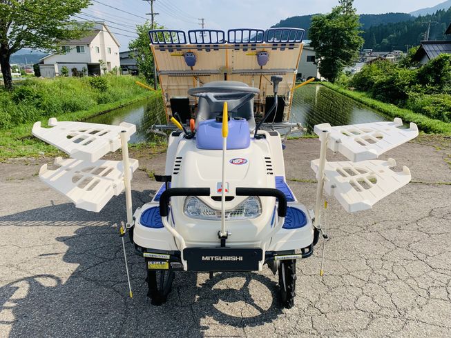 田植機 LV4 写真３