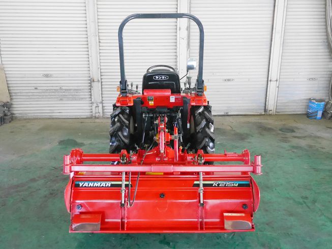 トラクター AF220 HST 写真３