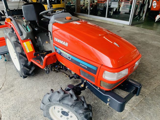 トラクター AF220 写真３