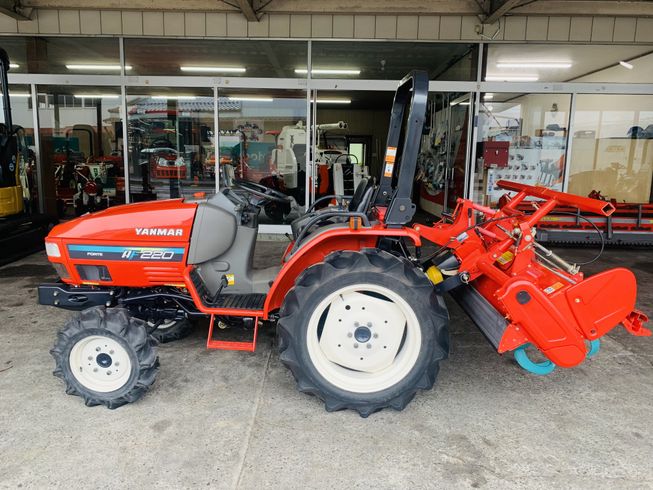 トラクター AF220 写真４
