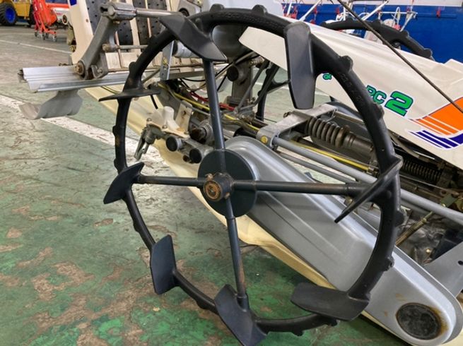 田植機 PC2D-70 写真６