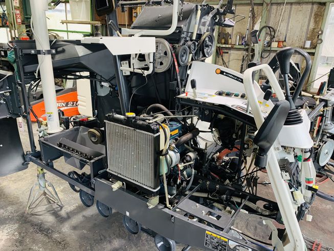 コンバイン ARN216-GLW 写真11