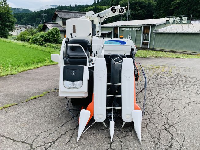 コンバイン ARC216 写真３