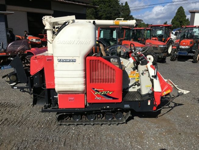 コンバイン GC217V 写真４