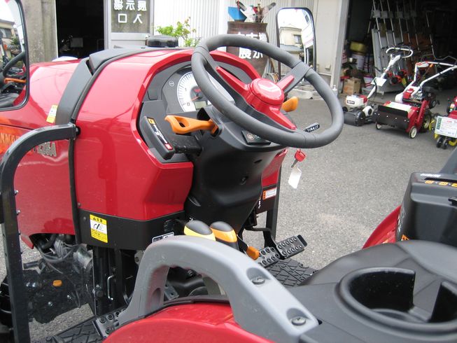 トラクター YT225A XUKS5P 写真７