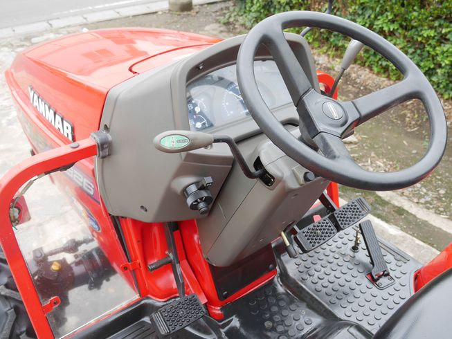 トラクター AF326 写真５