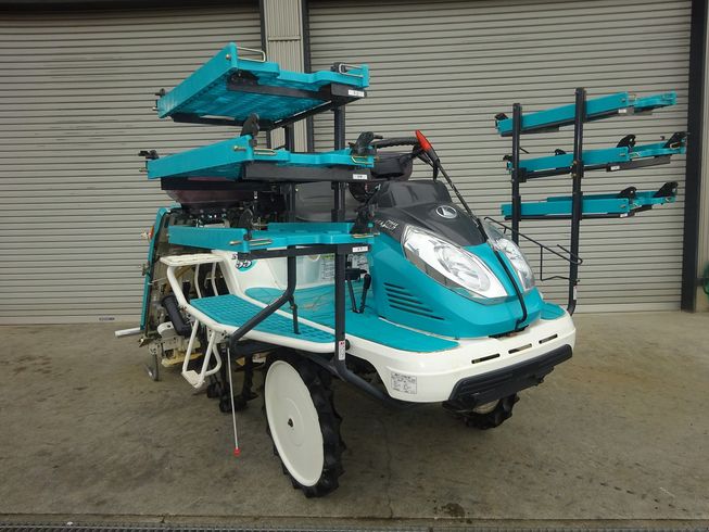 田植機 NSU55-IF 写真３