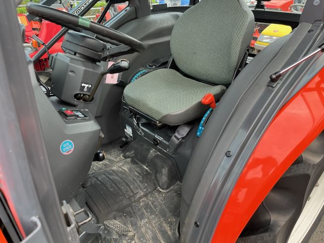 トラクター KL270FQMANPP 写真３