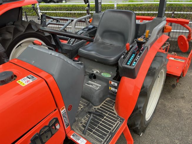 トラクター GB160-BSMA 写真５