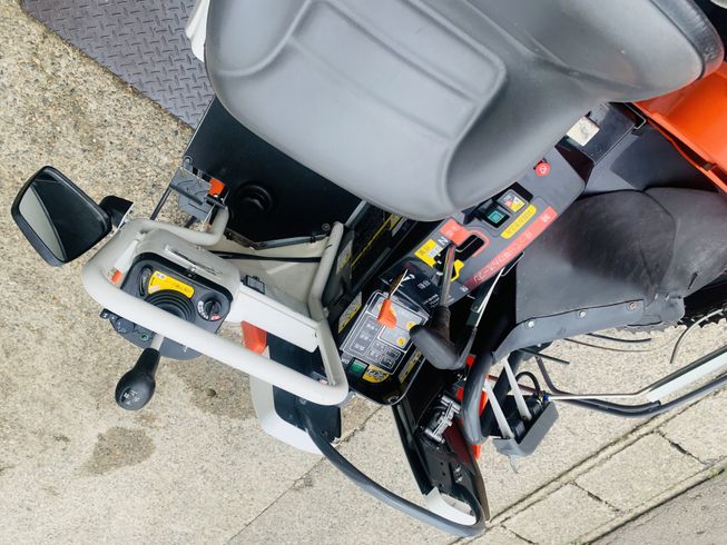 コンバイン ER213NG-(W) 写真９