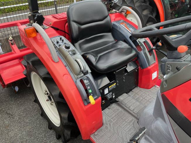 トラクター MT161 写真３