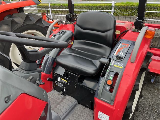 トラクター MT161 写真４