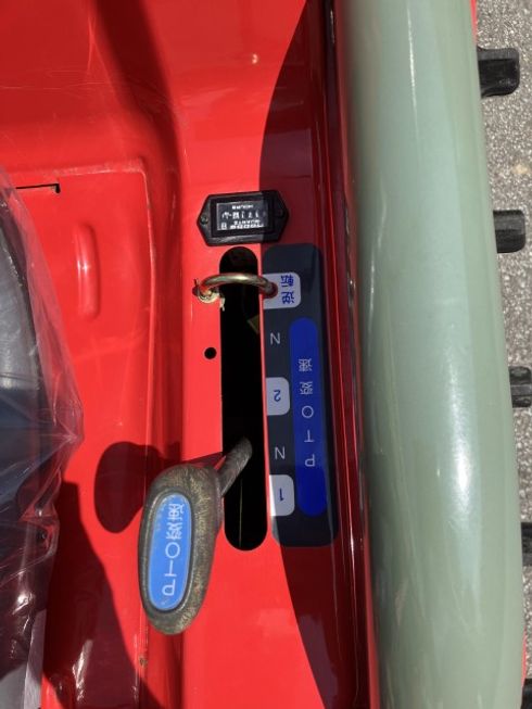 トラクター AC16 写真２