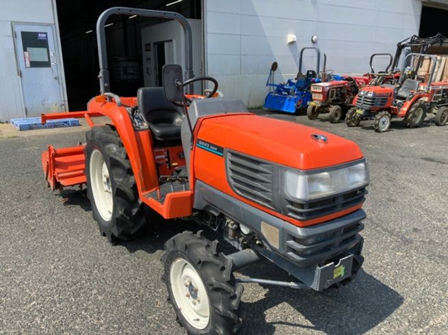 トラクター T22  写真２