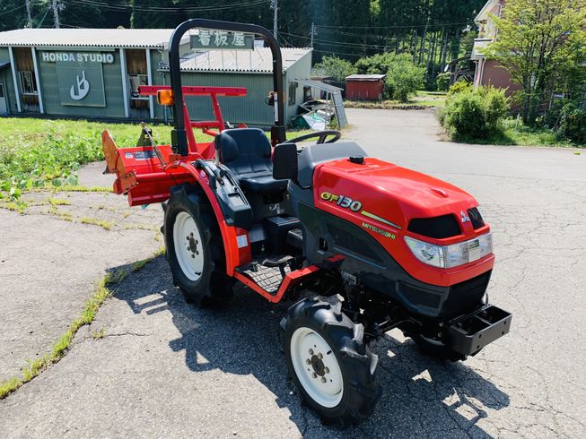 トラクター GF130 写真２