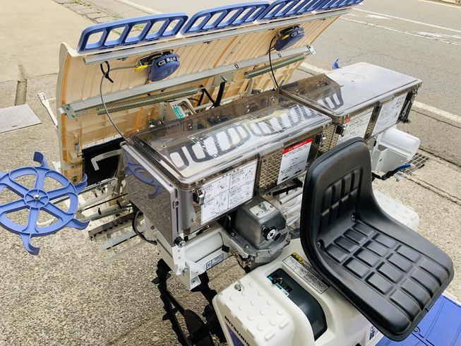 田植機 LE4A 写真６