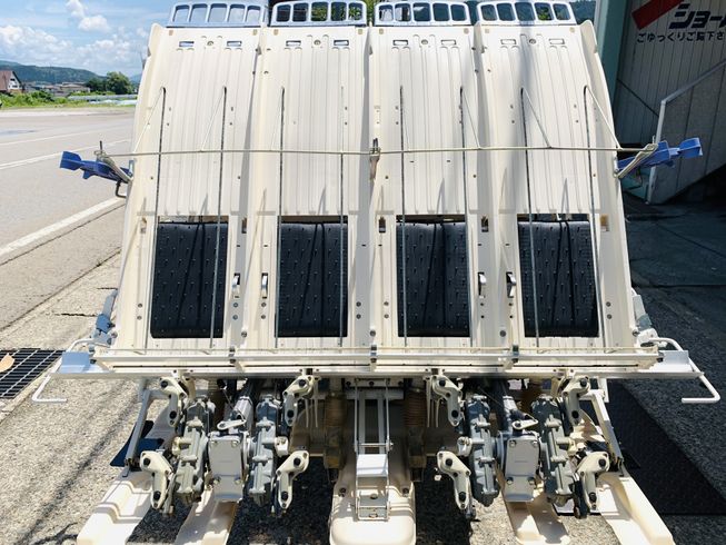 田植機 LE4 写真７