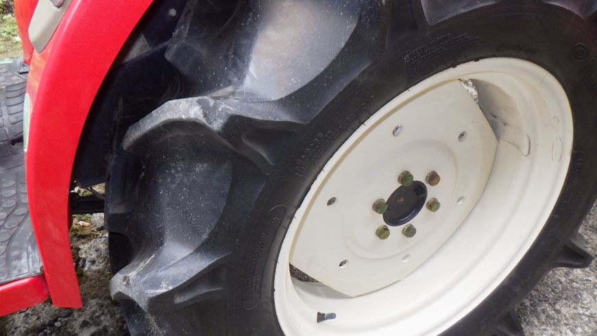 トラクター AF120VPUKS6M 写真５