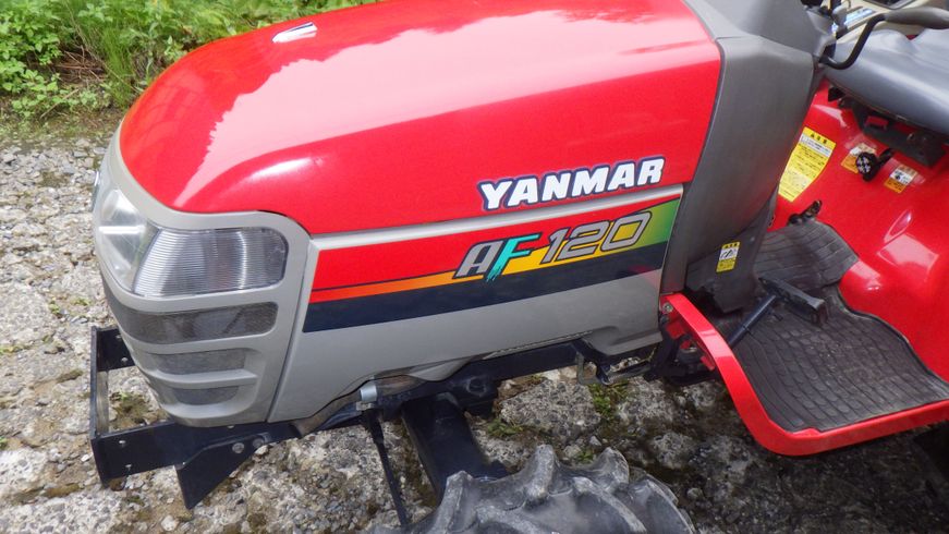 トラクター AF120VPUKS6M 写真３