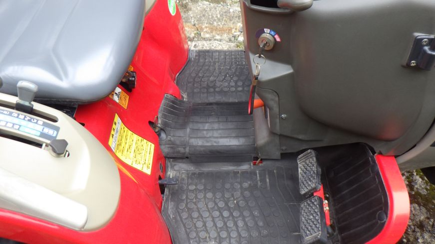 トラクター AF120VPUKS6M 写真10