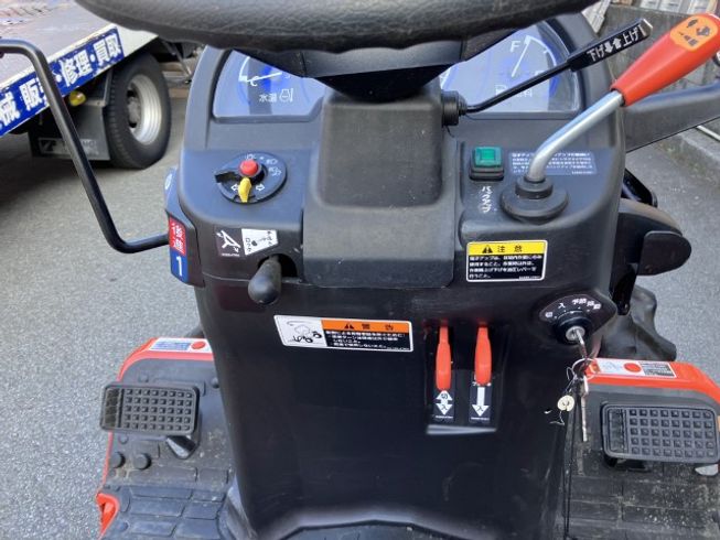 トラクター B17X-BSMAGRF3 写真６