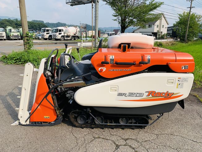 コンバイン ER213 写真４