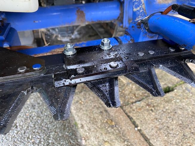 コンバイン HF327G-VDW 写真６