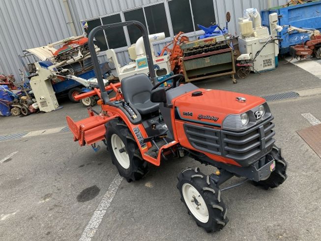 トラクター GB14 写真２