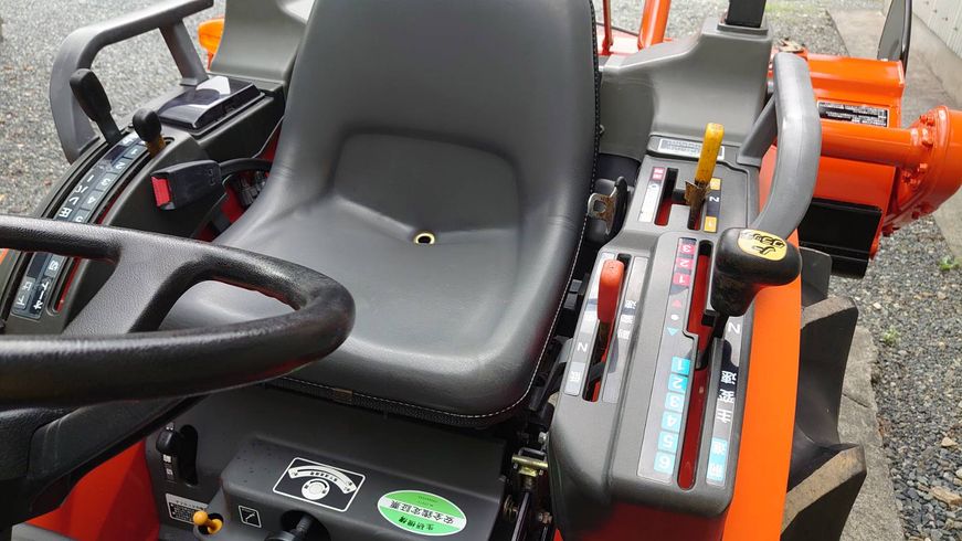 トラクター GB200 写真４