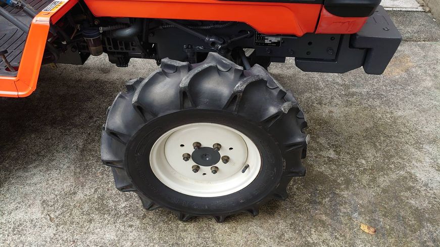 トラクター GB200 写真５