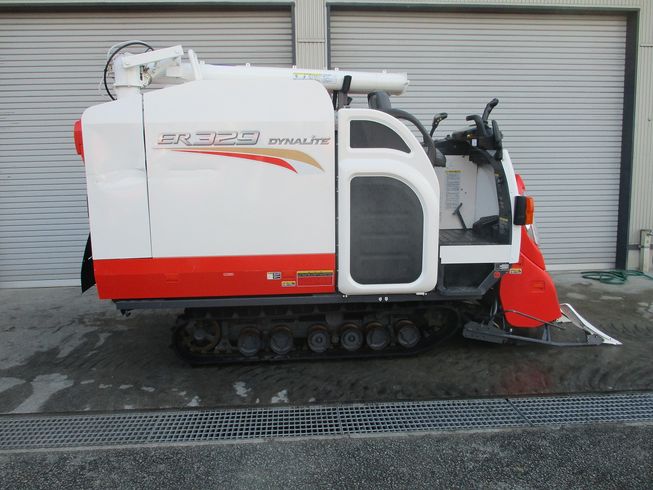 コンバイン ER329-DXMW 写真２