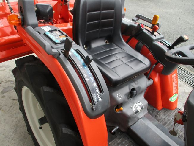 トラクター GB170BSMA 写真８