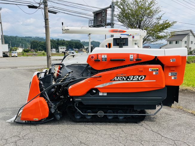 コンバイン ARN320 写真４