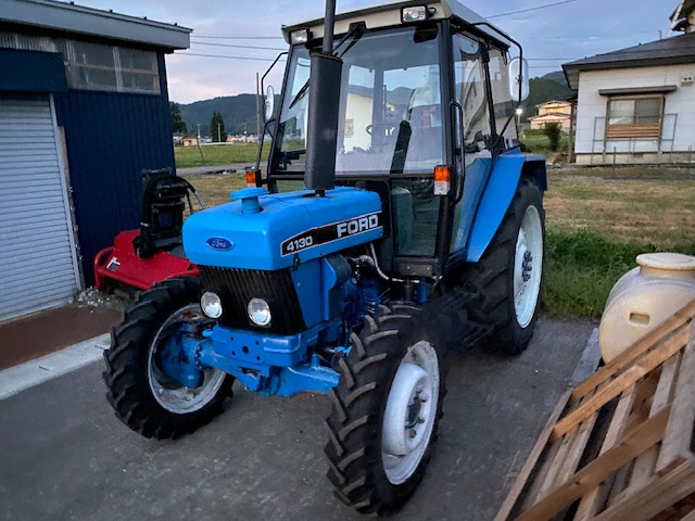 トラクター 6130 写真２