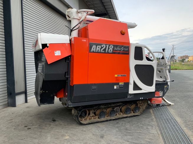 コンバイン AR218GDXW 写真２